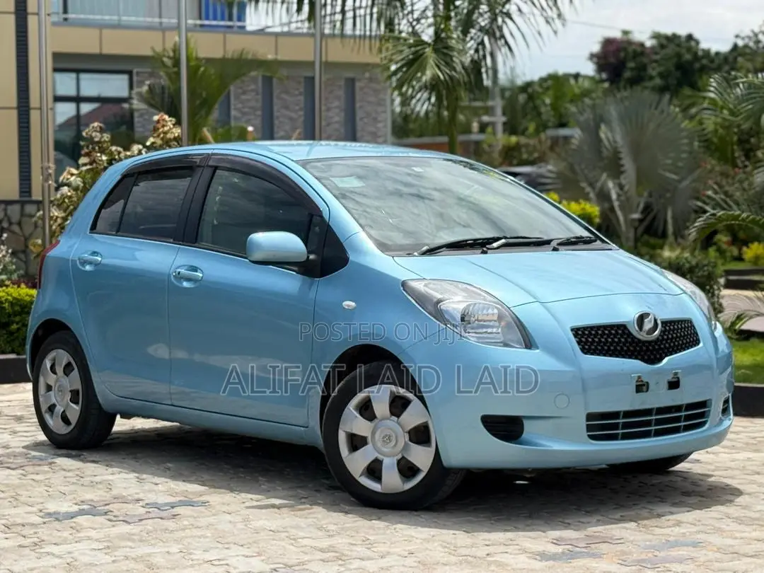 Toyota Vitz 1.5 FWD 5dr 2006 Blue