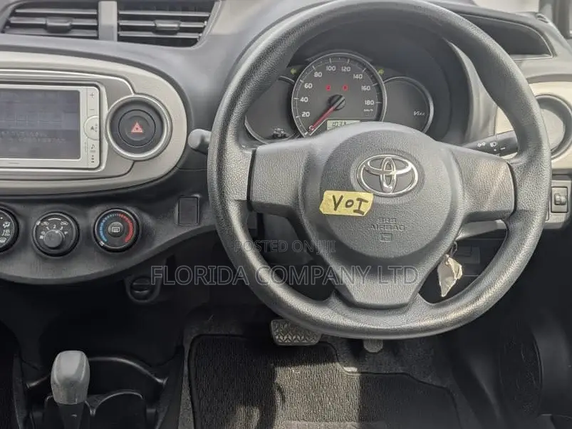 Toyota Vitz 2014 Blue