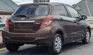 Toyota Vitz 2012 Burgundy