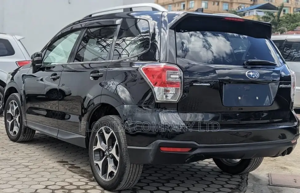 Subaru Forester 2016 Black