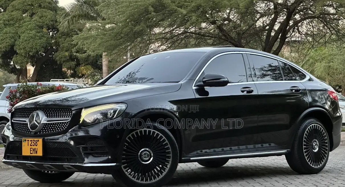 Mercedes-Benz GLC-Class 2017 Black