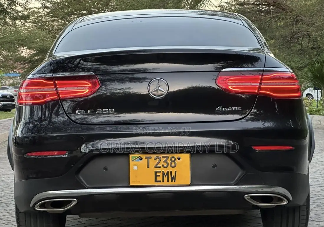 Mercedes-Benz GLC-Class 2017 Black