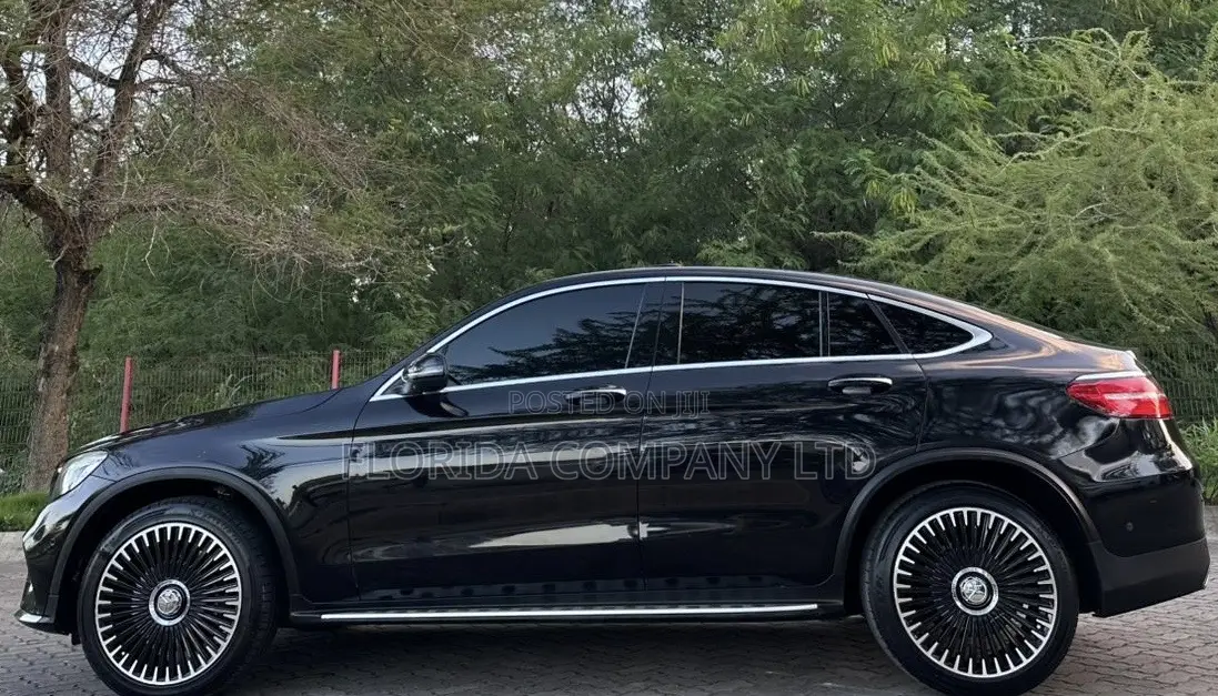 Mercedes-Benz GLC-Class 2017 Black