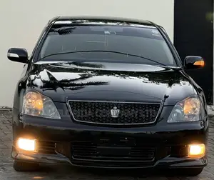 Toyota Crown Royale 2005