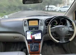 Toyota Harrier 2005 White