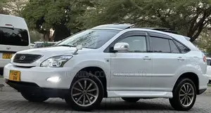 Toyota Harrier 2005 White