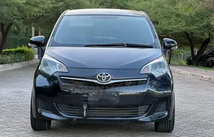 Toyota Ractis 2011 Black