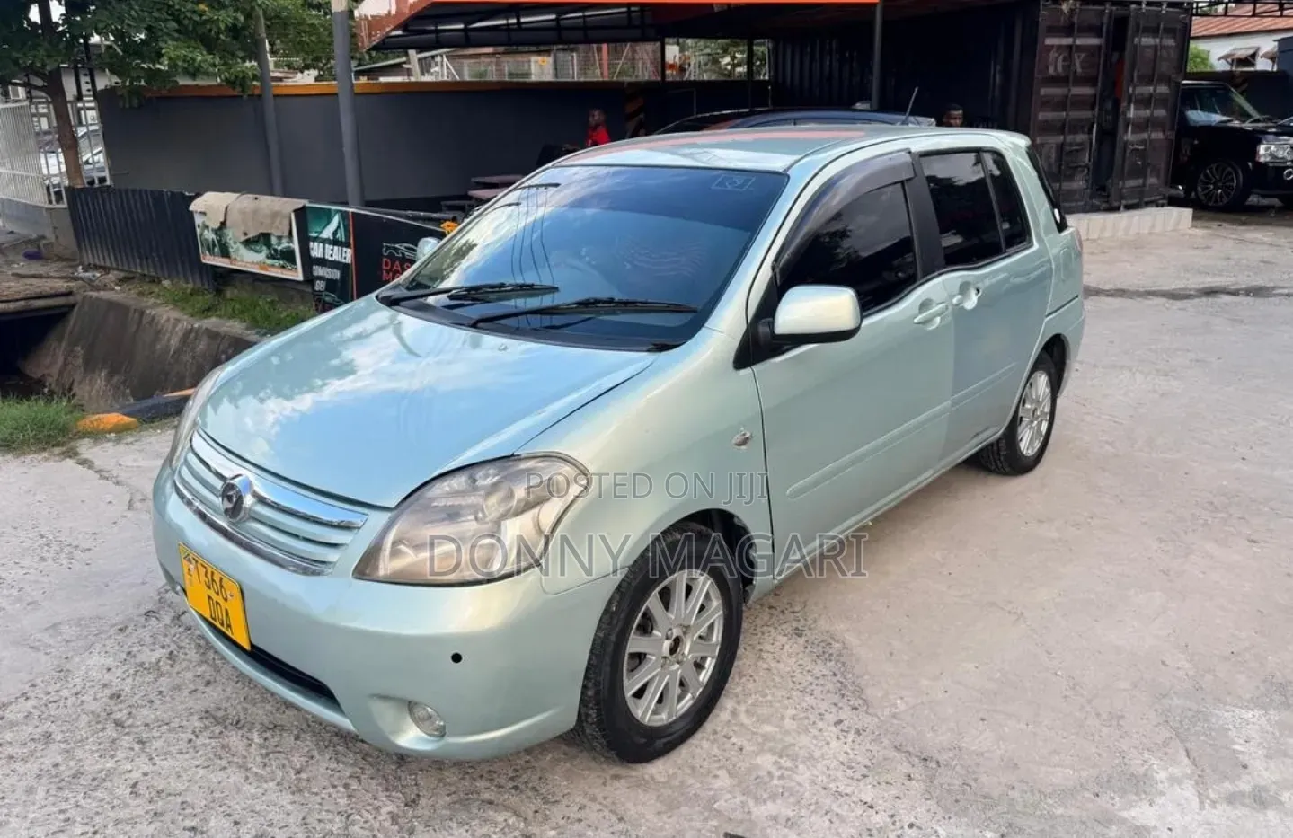 Toyota Raum 2008 Silver
