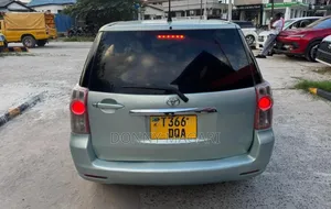 Toyota Raum 2008 Silver
