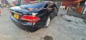 Toyota Crown 2009 Black