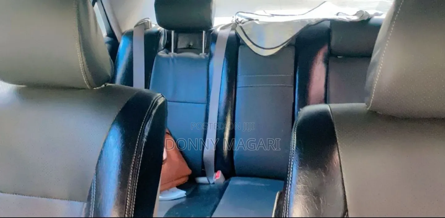 Toyota Crown 2009 Black