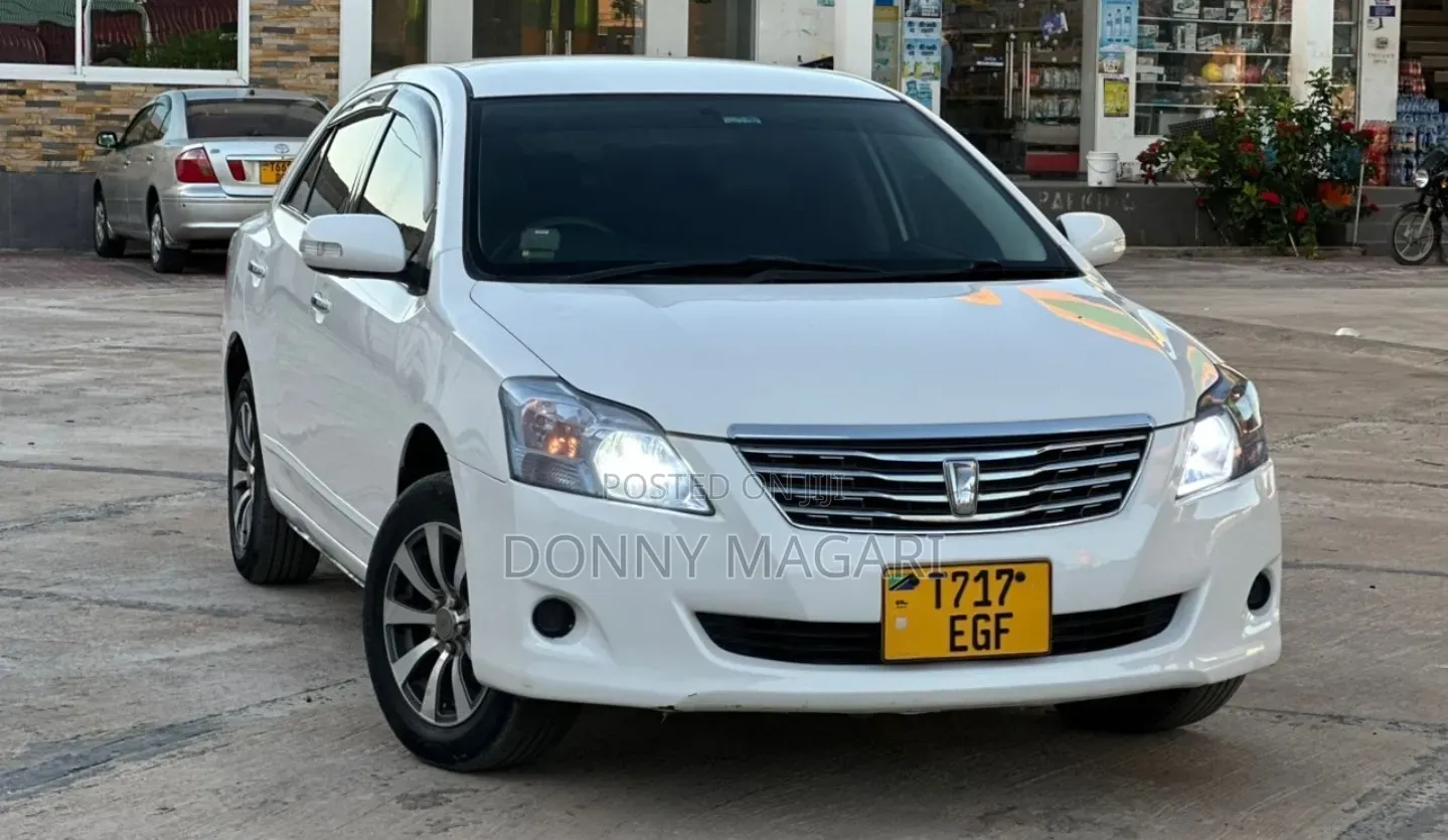 Toyota Premio 2009 White