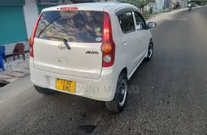 Daihatsu Mira 2005 White