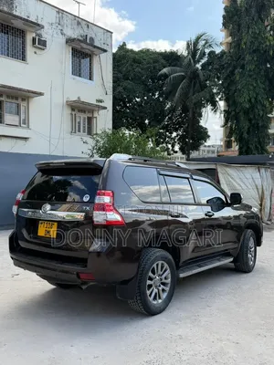 Toyota Land Cruiser Prado 2017 Black