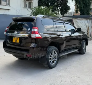 Toyota Land Cruiser Prado 2017 Black