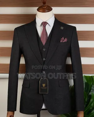 Men's Suits Original and New Carlos Cardini Brand Materials Best Nice