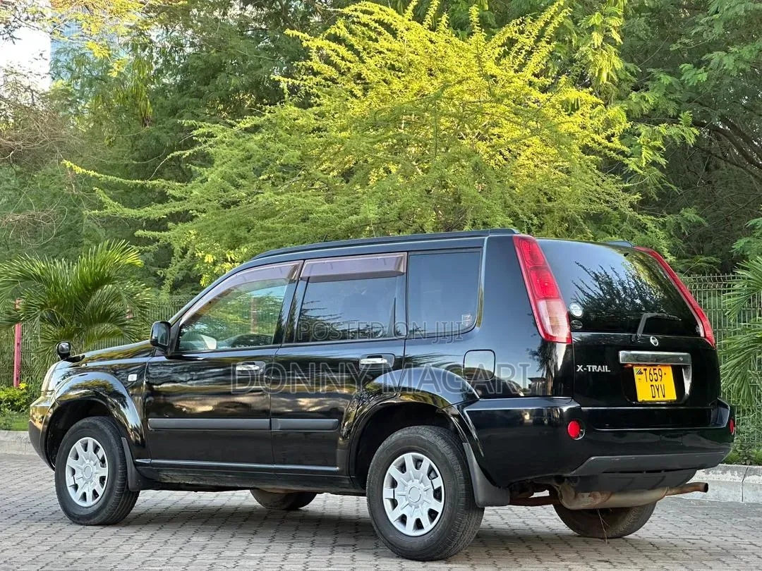 Nissan X-Trail 2005 Black