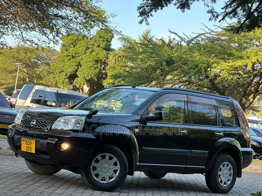 Nissan X-Trail 2005 Black