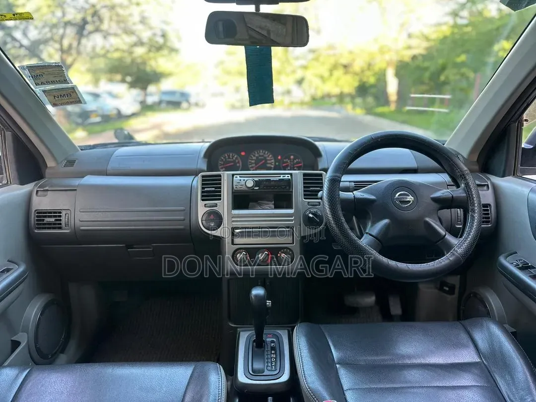 Nissan X-Trail 2005 Black
