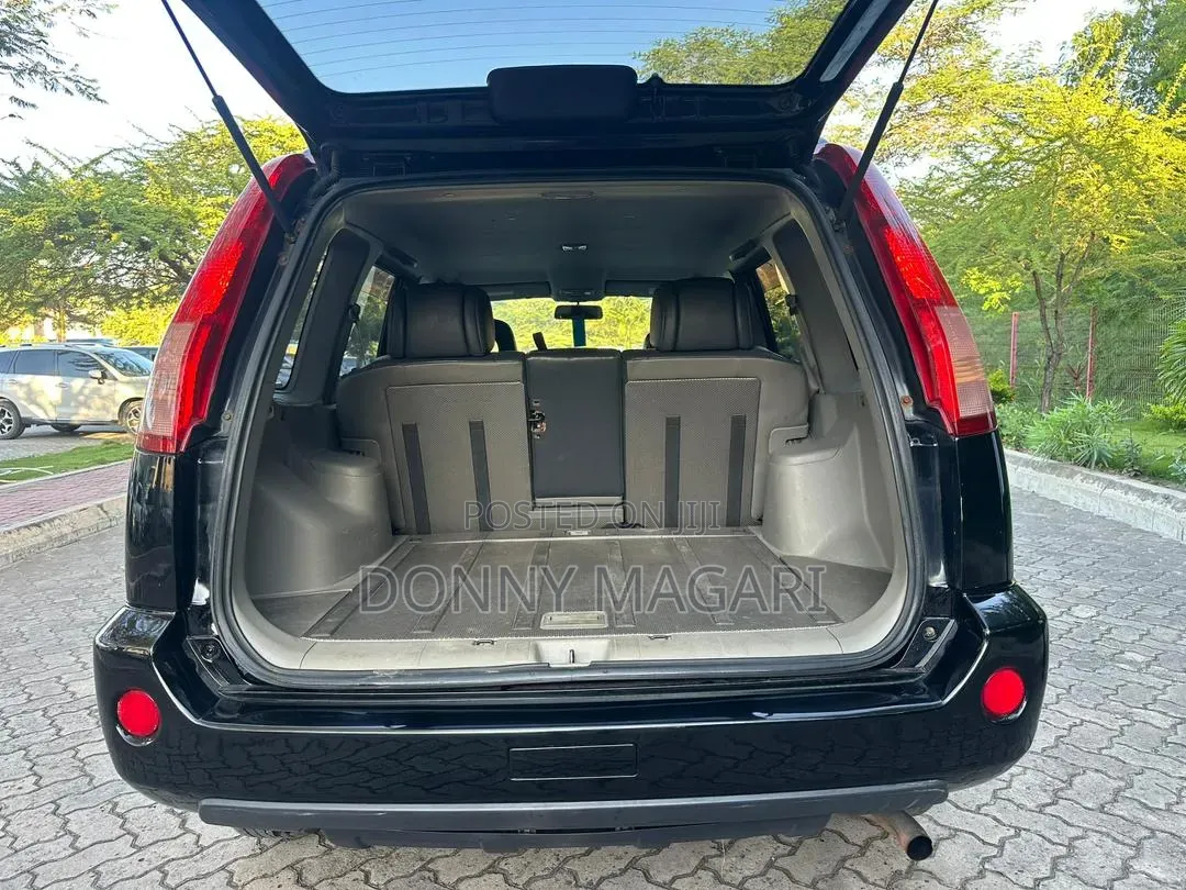 Nissan X-Trail 2005 Black