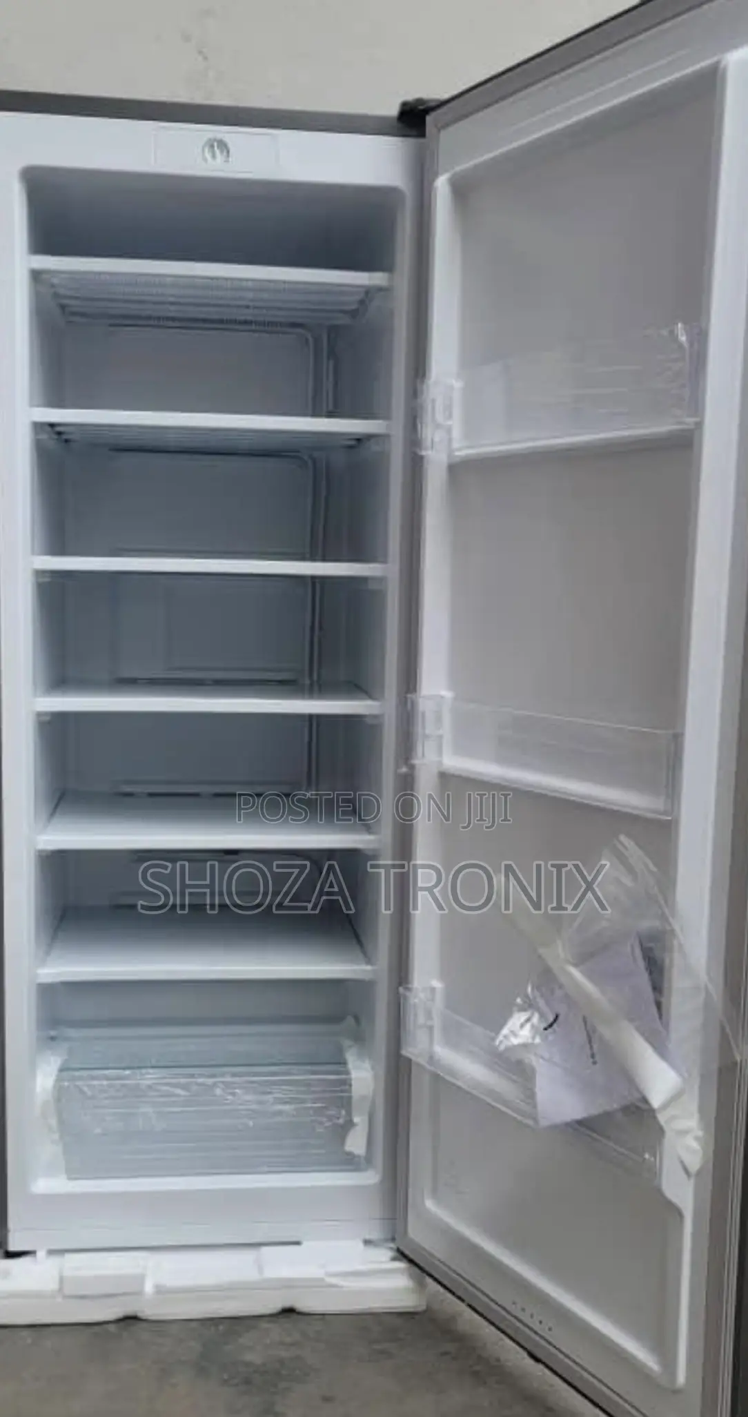 Hisense Stand Freezer Rs819 190ltr