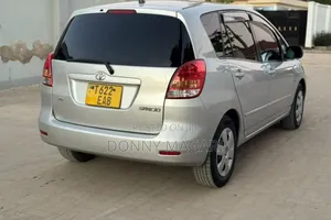 Toyota Corolla Spacio 2005 Silver