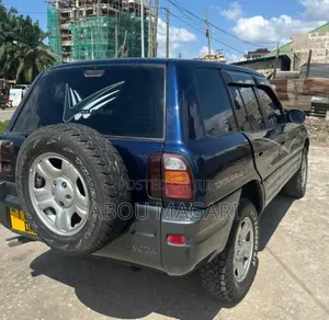 Toyota RAV4 Cabriolet 1998 Blue