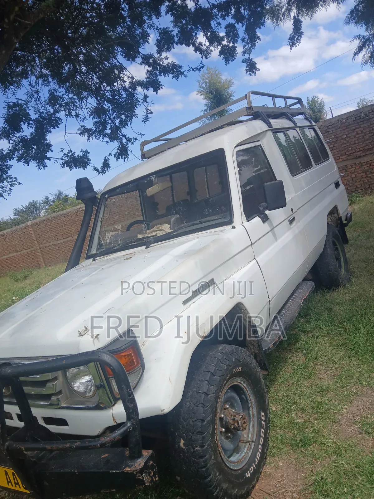 Toyota Land Cruiser 70 1991 White