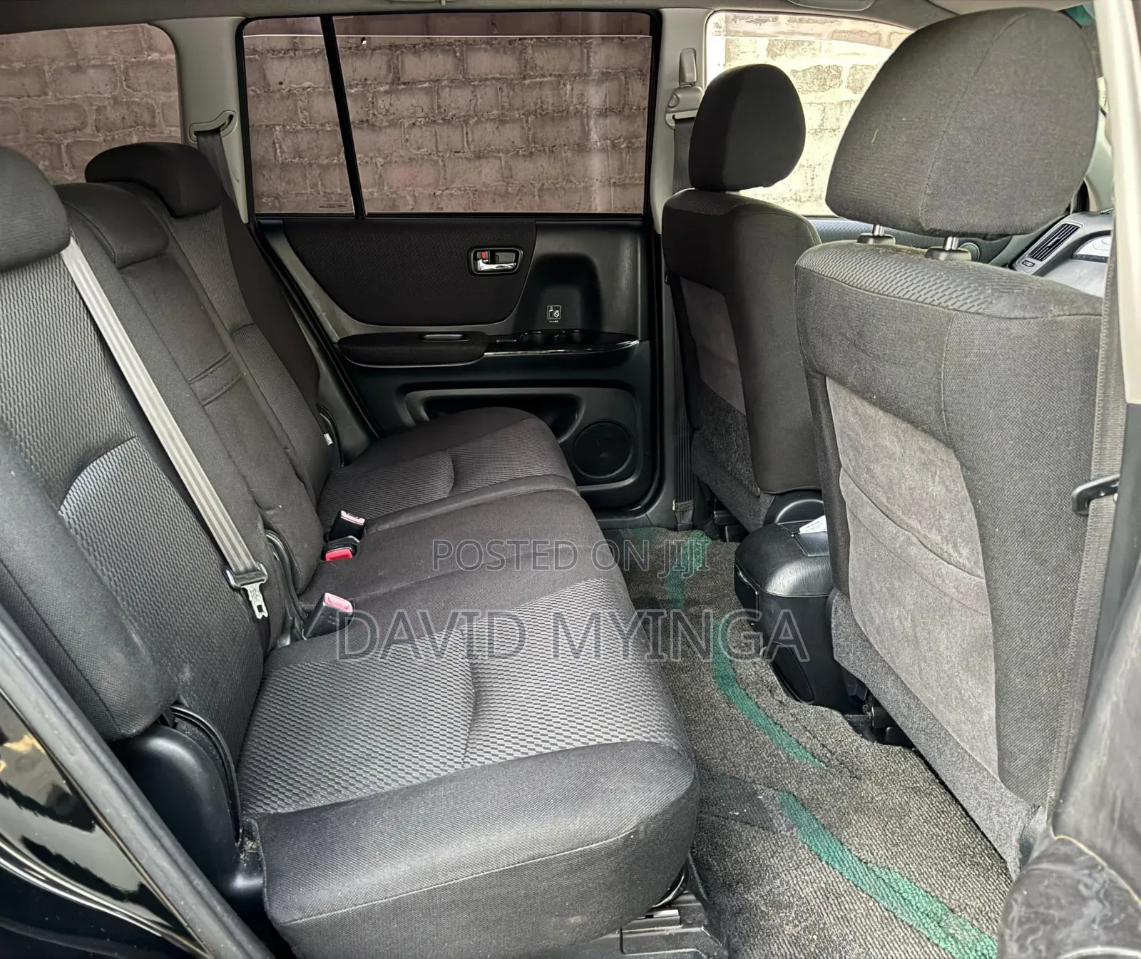 Toyota Kluger 2004 Black