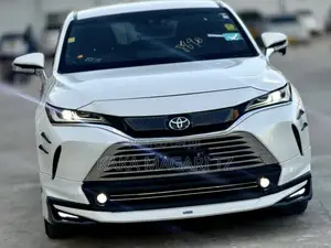 Toyota Harrier 2021 White