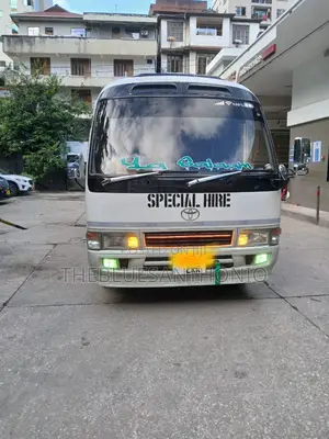 Toyota Coaster 2000 Silver