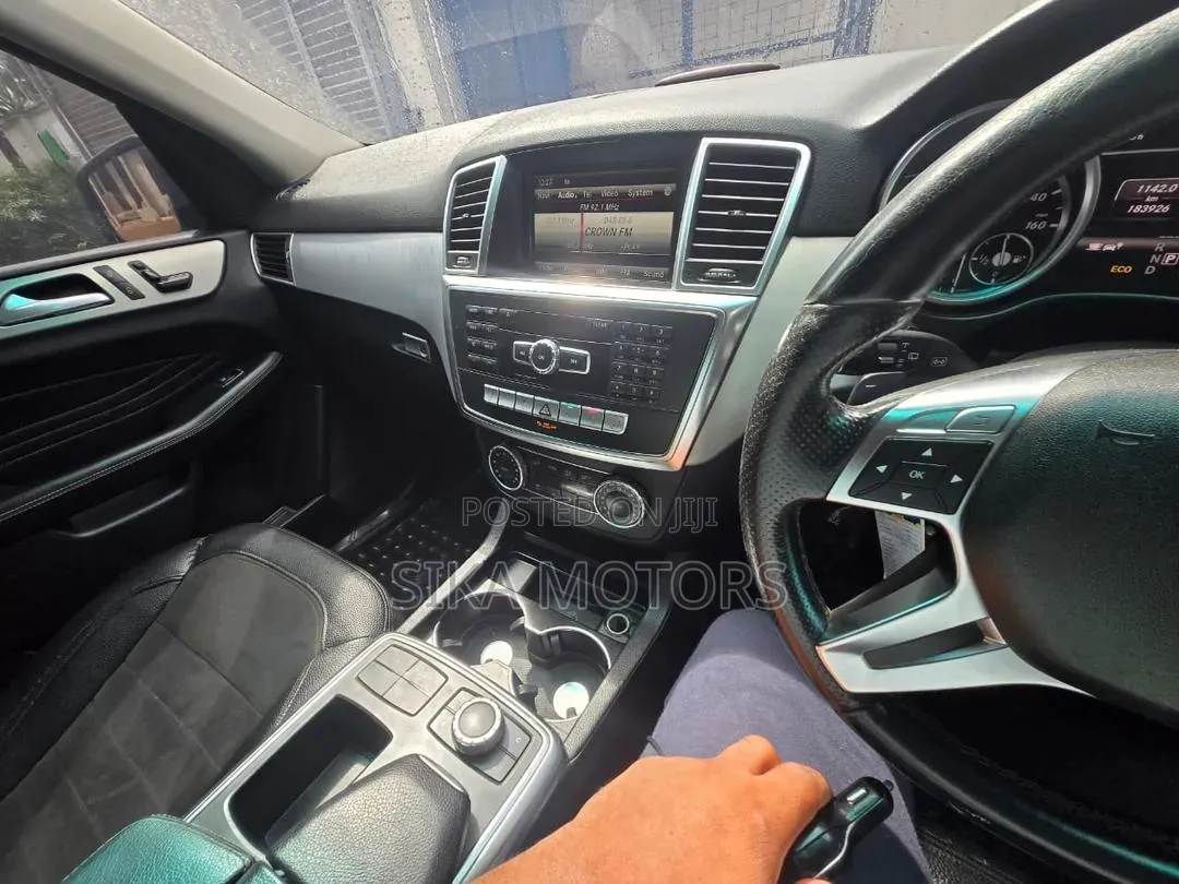 Mercedes-Benz M Class 2014 Black