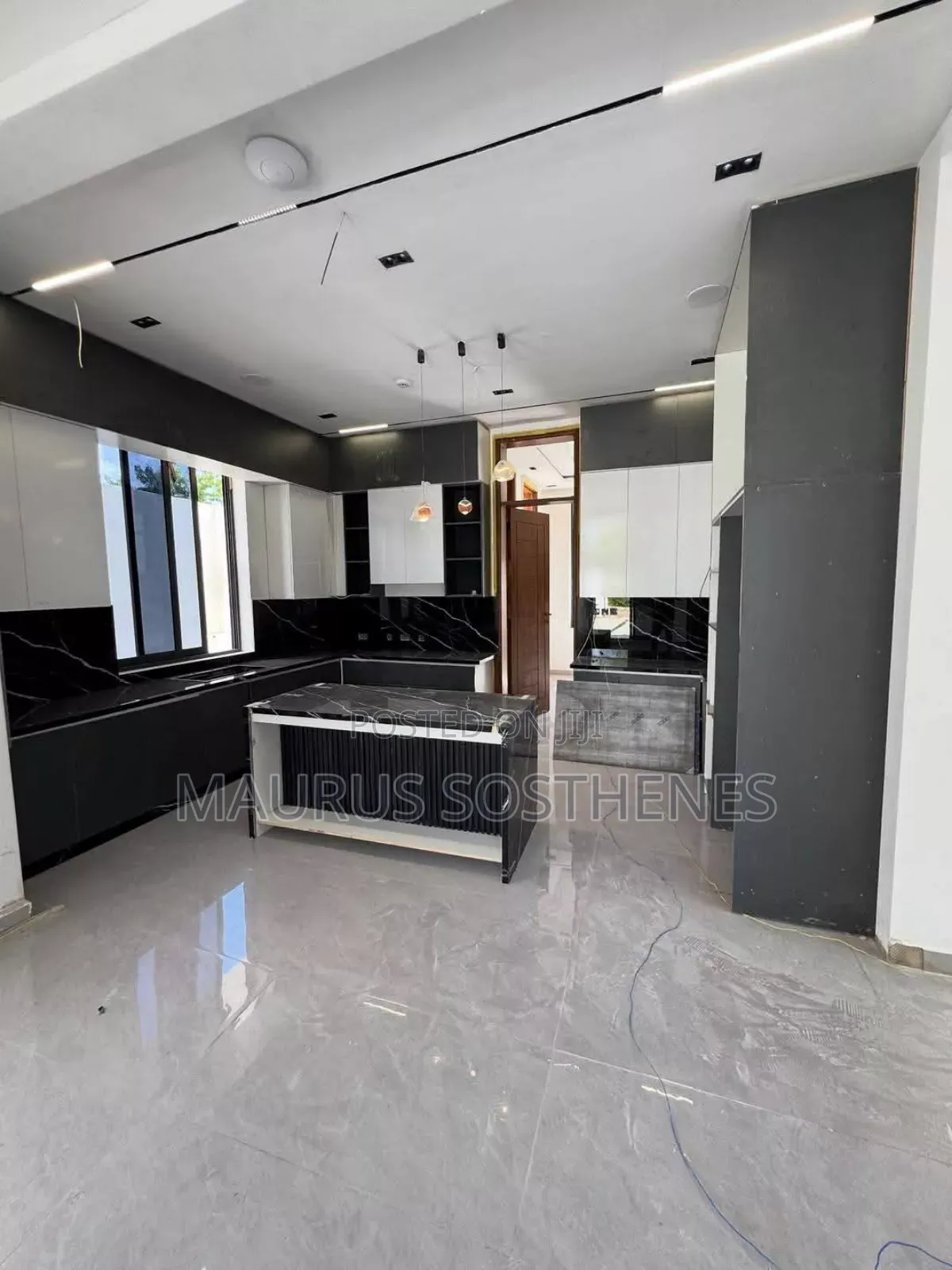 4bdrm House in Goba for sale