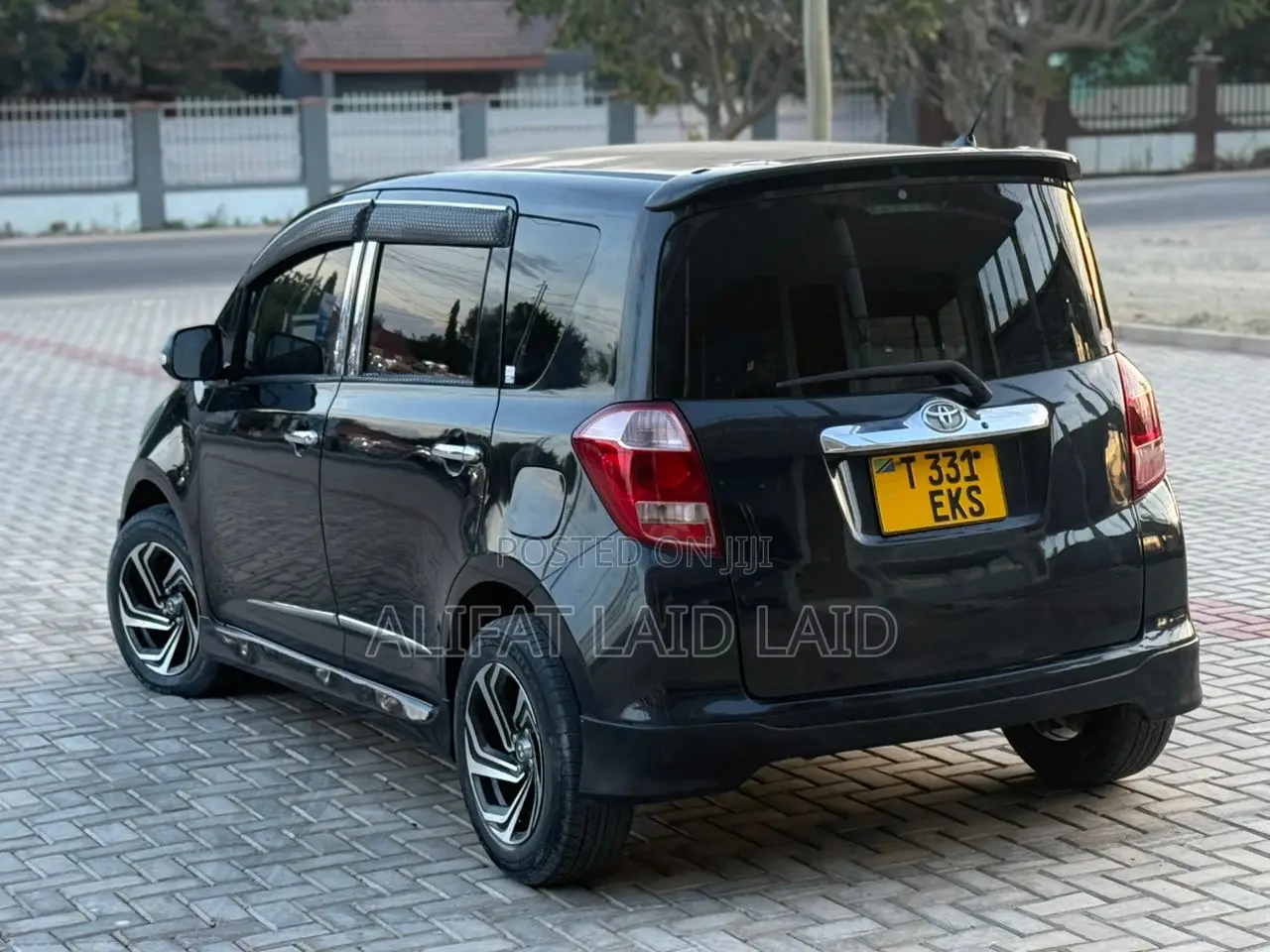 Toyota Ractis 1.3 FWD 2006 Black