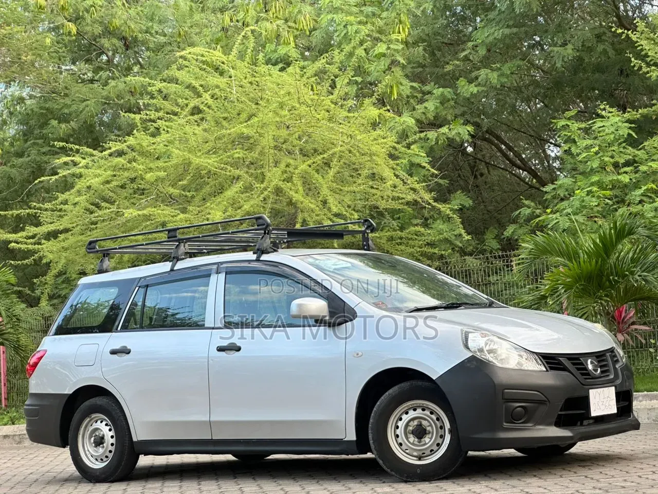 Nissan Advan 2020 Silver