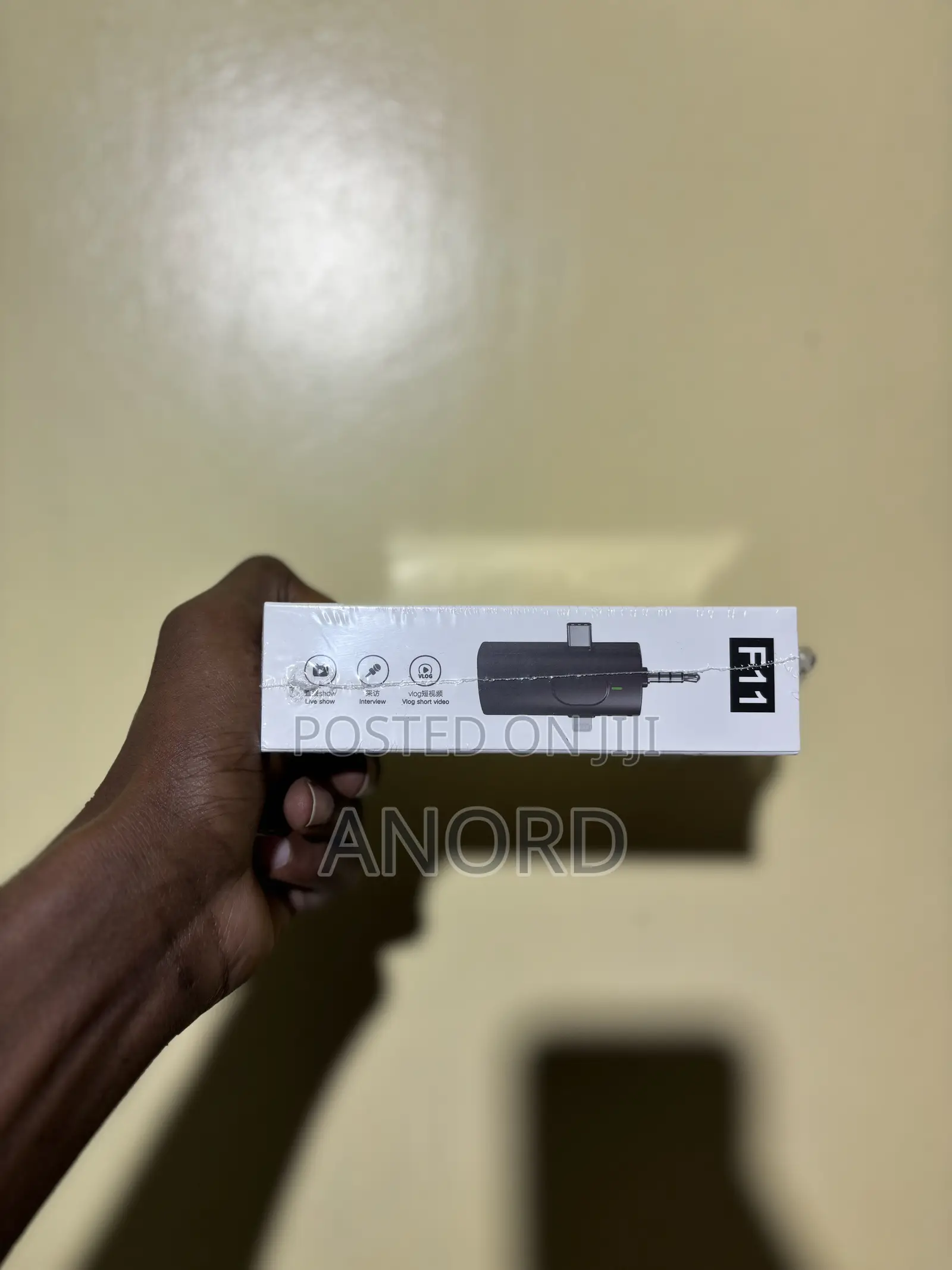 Mic Ya F11-2 Wireless Microphone — Maikrofoni Ya Wireless Double