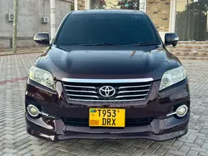 Toyota Vanguard 2012 Maroon