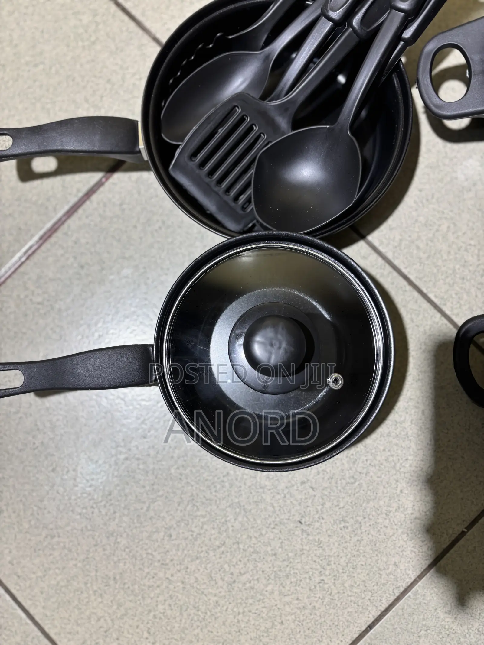 Seti Ya Vyombo Vya Kupikia 13 Vipande - Non-stick Sufuria Set Mpya