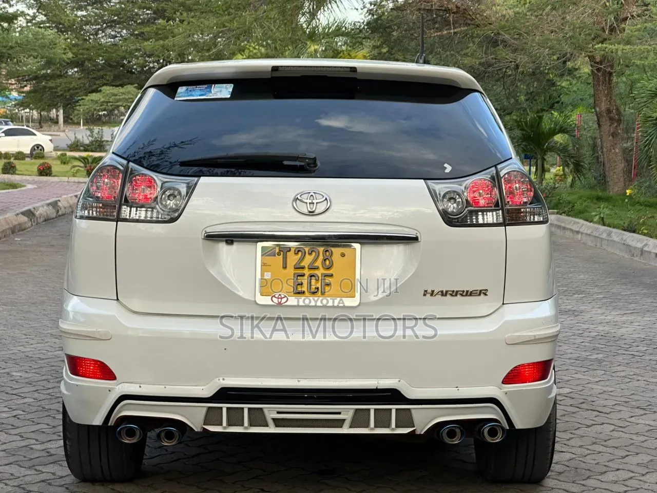 Toyota Harrier 2007 White