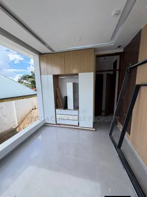 4bdrm House in Goba Center for sale
