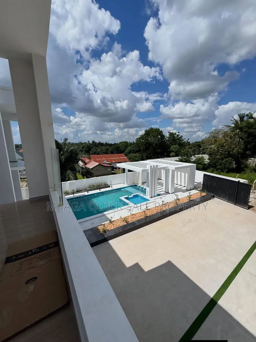 4bdrm House in Goba Center for sale