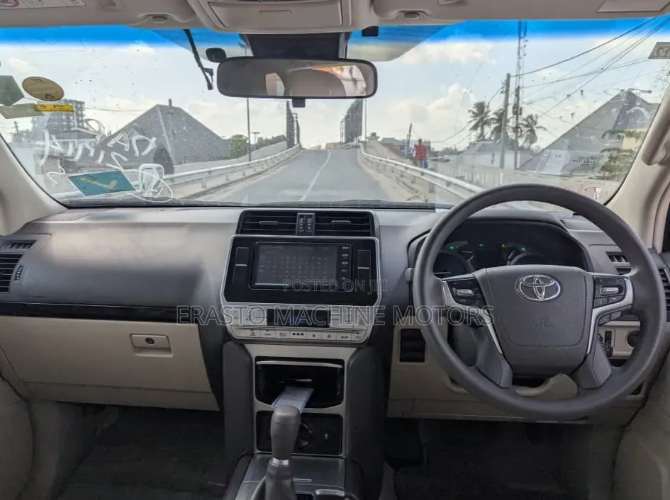 Toyota Land Cruiser Prado 2020 White