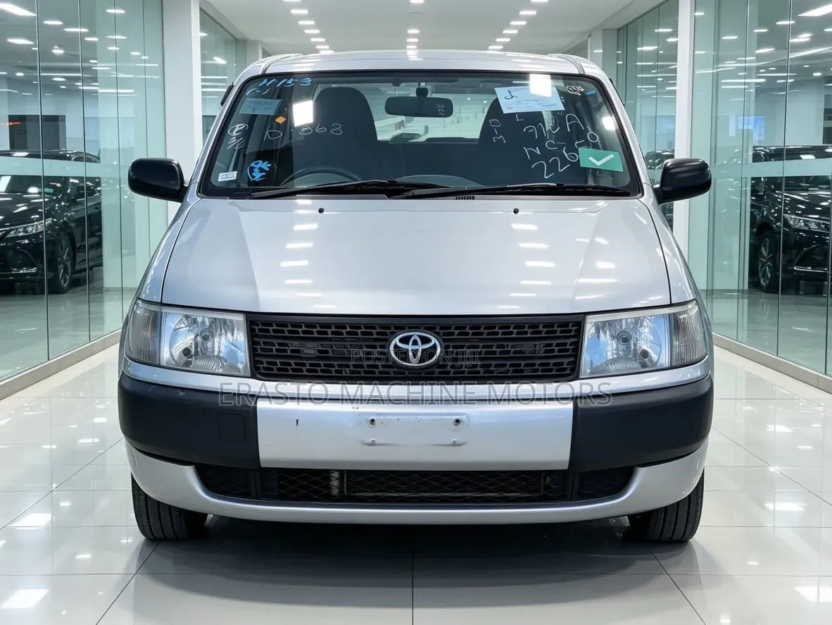 Toyota Probox 2014 Silver