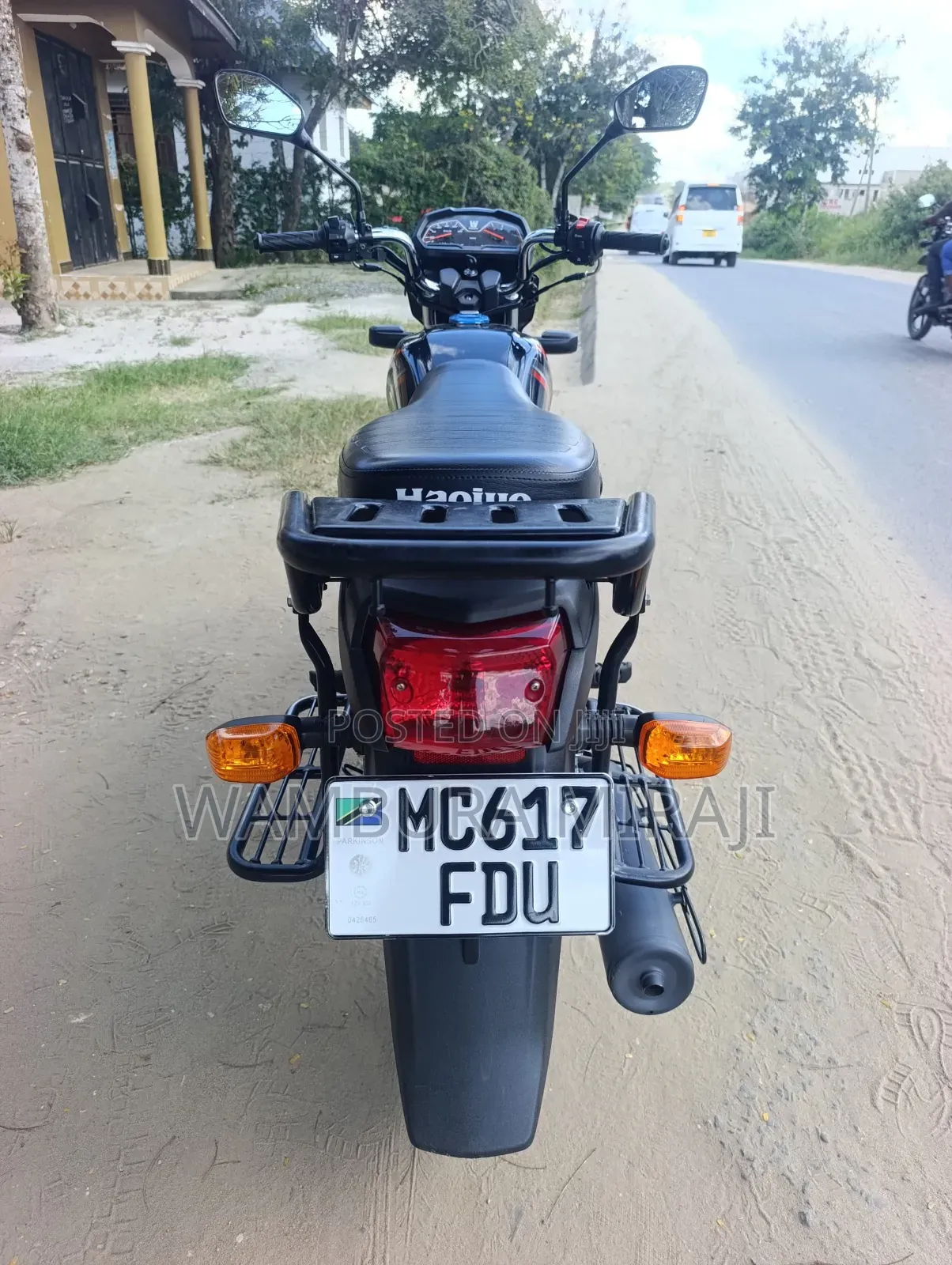 Bajaj Dominar 400 2025 Black