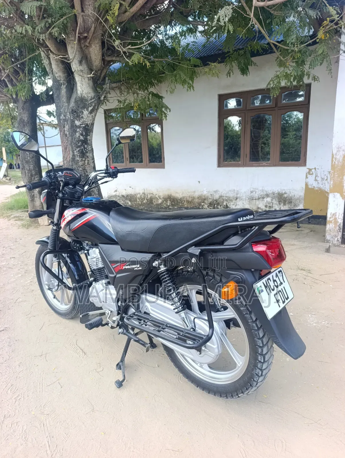 Bajaj Dominar 400 2025 Black