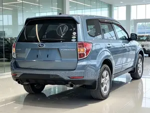 Subaru Forester 2.5X Limited 2011 Gray