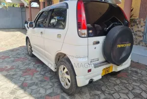 Daihatsu Terios 2010 White