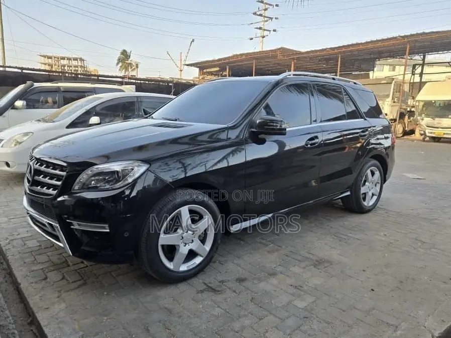 Mercedes-Benz M Class 2014 Black