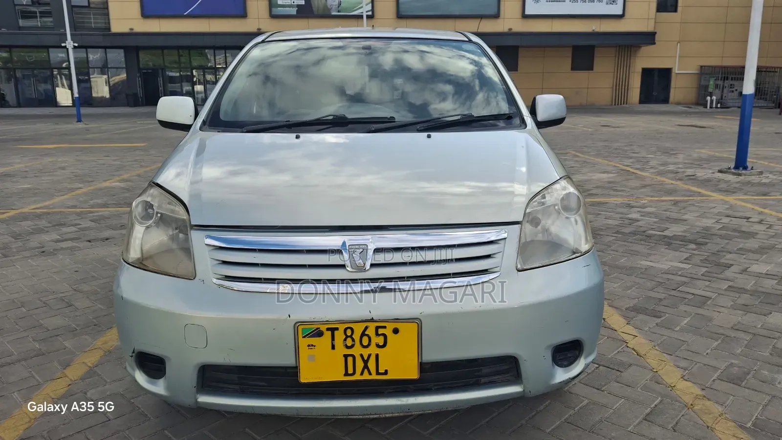 Toyota Raum 2005 Silver