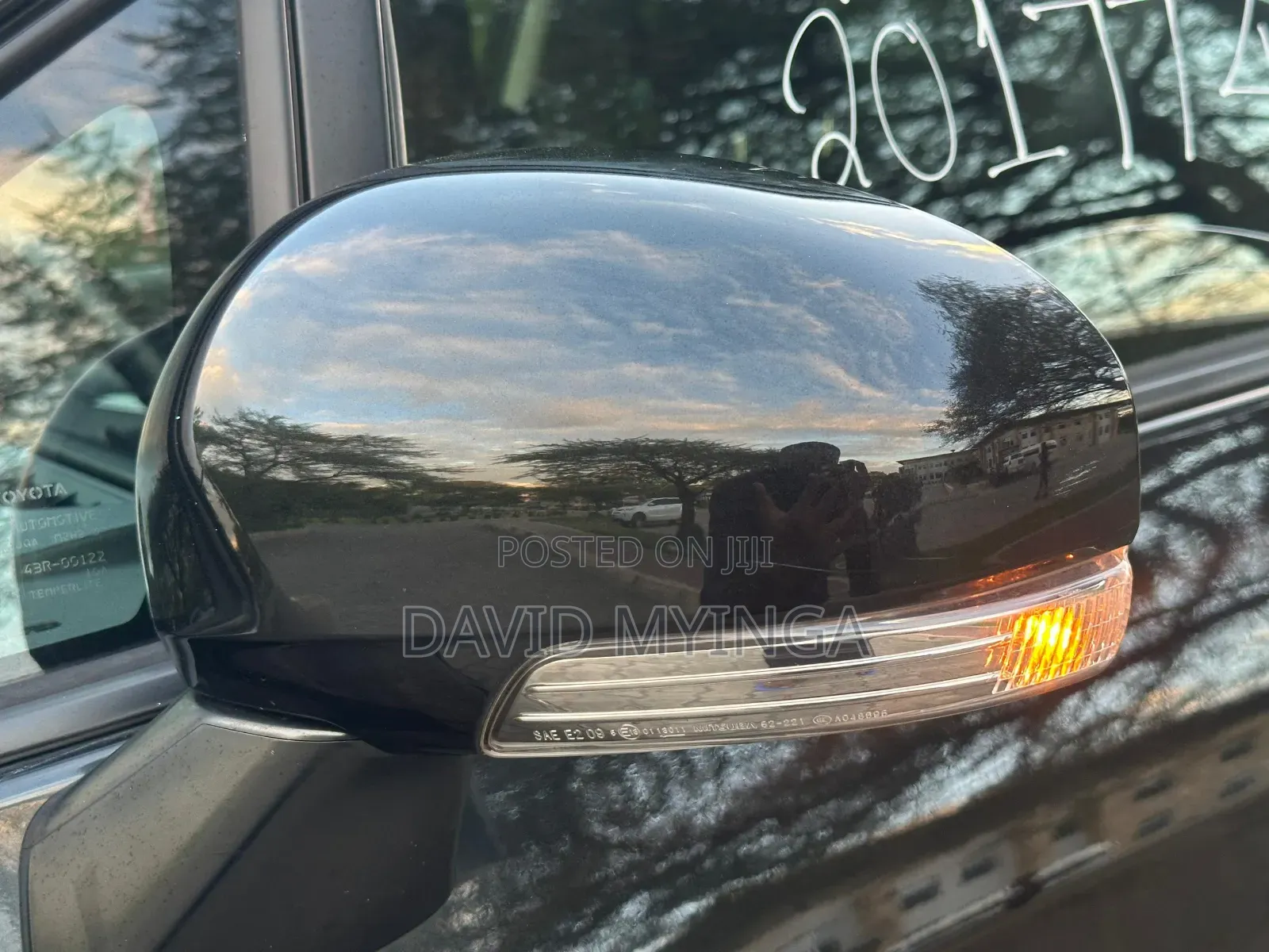 Toyota Ractis 2012 Black